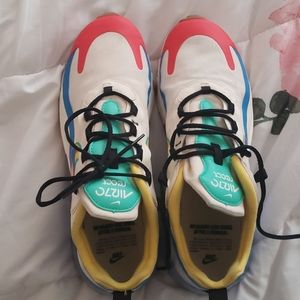 Nike Air Max 270 React